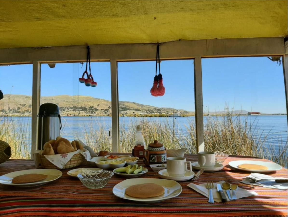 Uros Amaru Marka Lodge Exterior photo